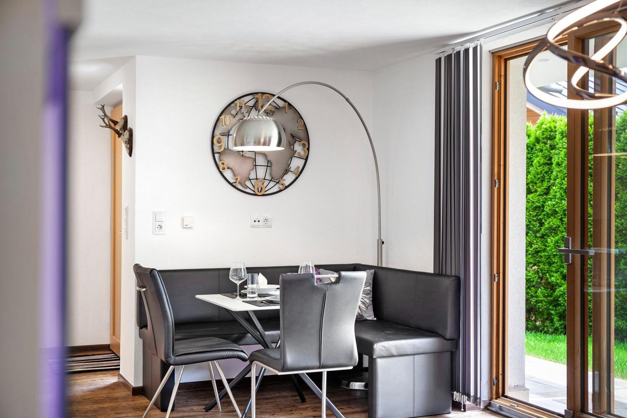Mosers Ferienwohnung Am Sonnenhang Енбах Экстерьер фото
